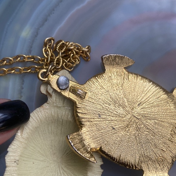 Vintage 1960’s  L.Razza Turtle Mirror Pendant - Picture 10 of 16